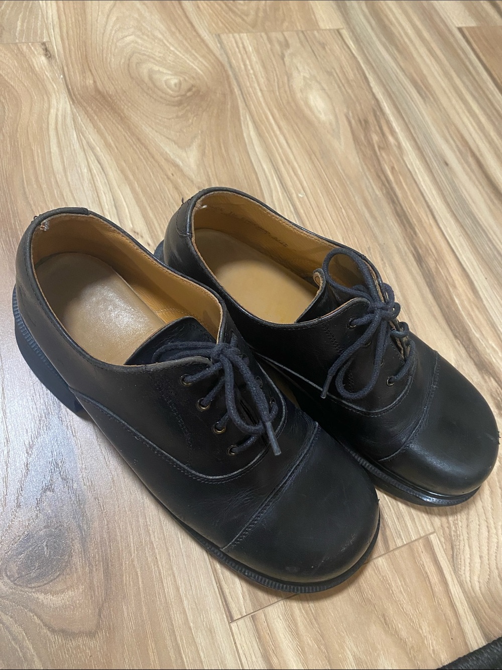 Dr. Martens Black Leather Cap-Toe Lace-Up Oxfords MADE IN ENGLAND - Picture 8 of 10